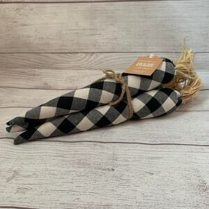 House & Garden Buffalo Plaid Carrot Bundle Rafia Stems Twine Bow Easter 15"L
